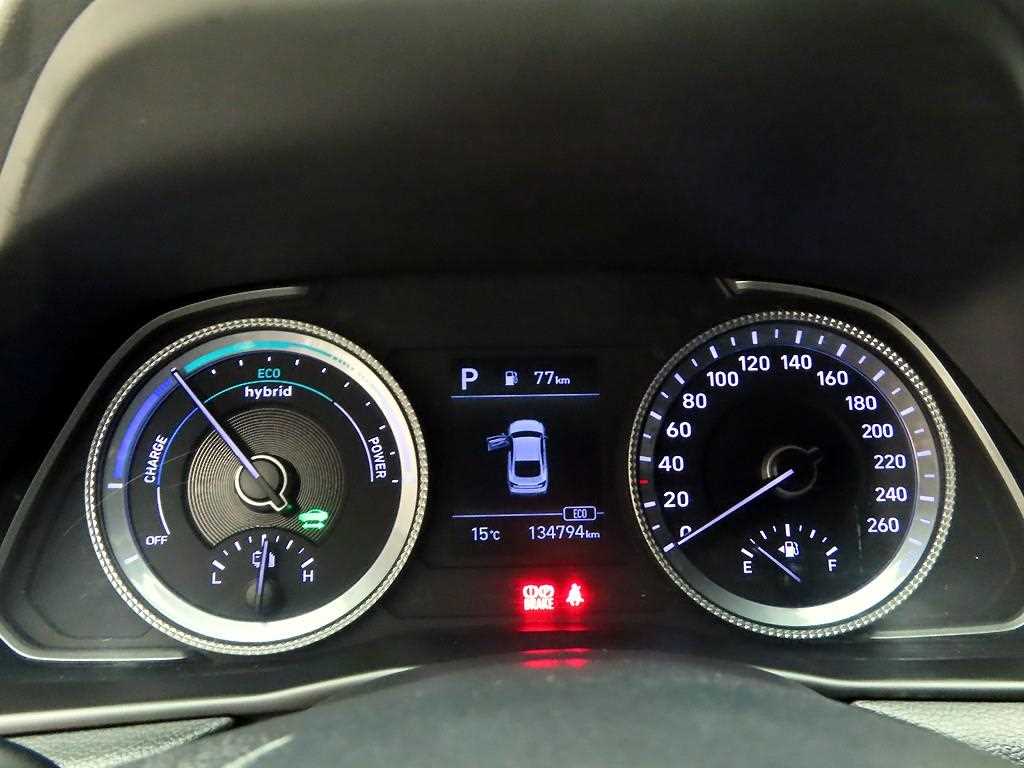 HYUNDAI Sonata - Vista 6