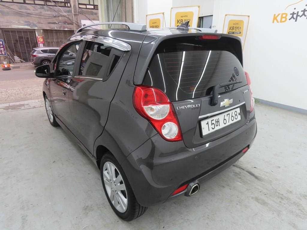Chevrolet Spark - Vista 4