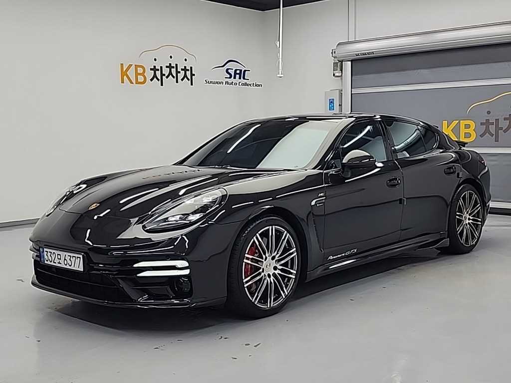 Porsche Panamera - Vista 4