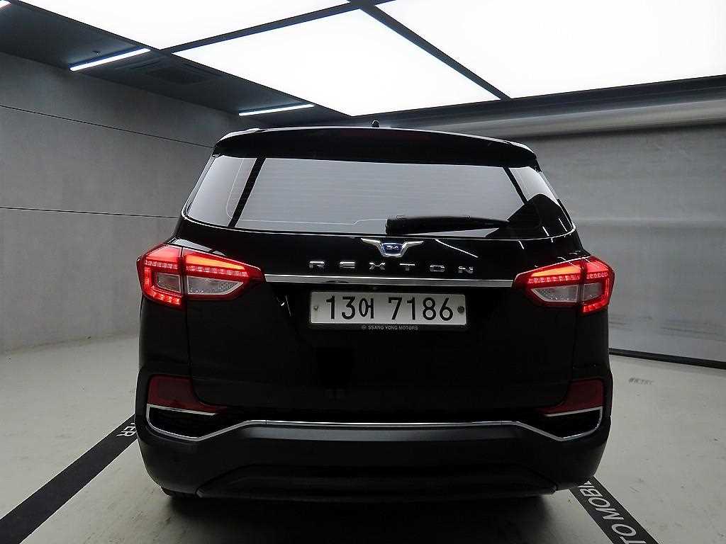 Ssangyong Rexton - Vista 3