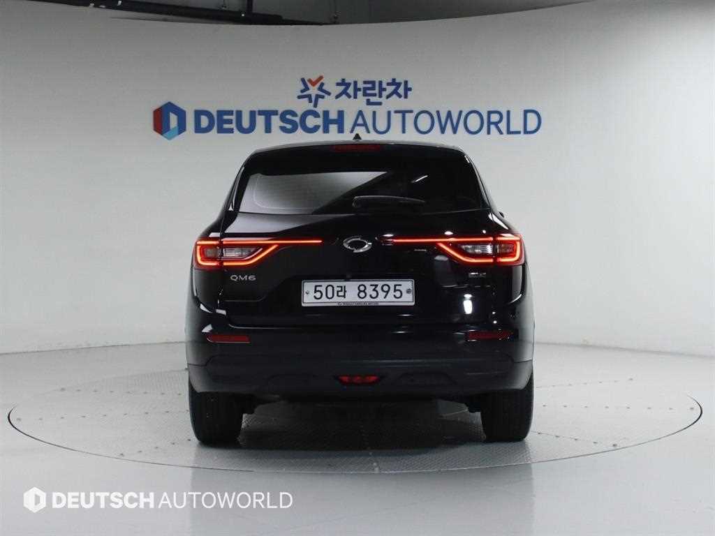 SAMSUNG QM6 - Vista 4