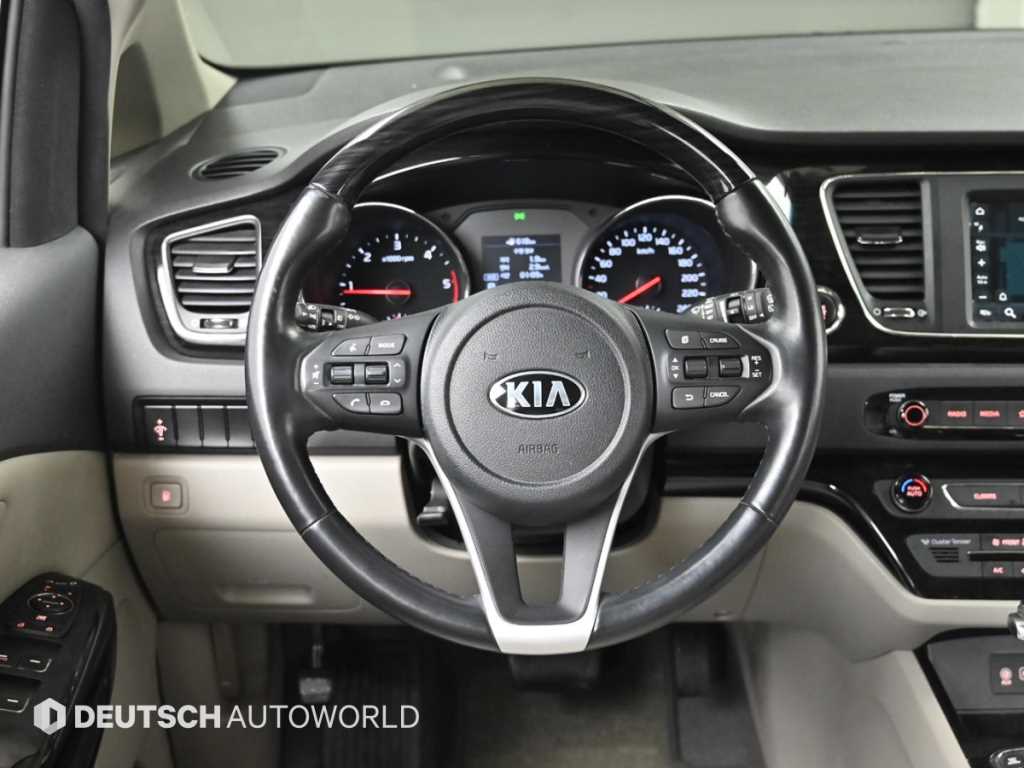 KIA Carnival 2019 Gris - Importación desde Corea - HF Imports Iquique - Foto 13
