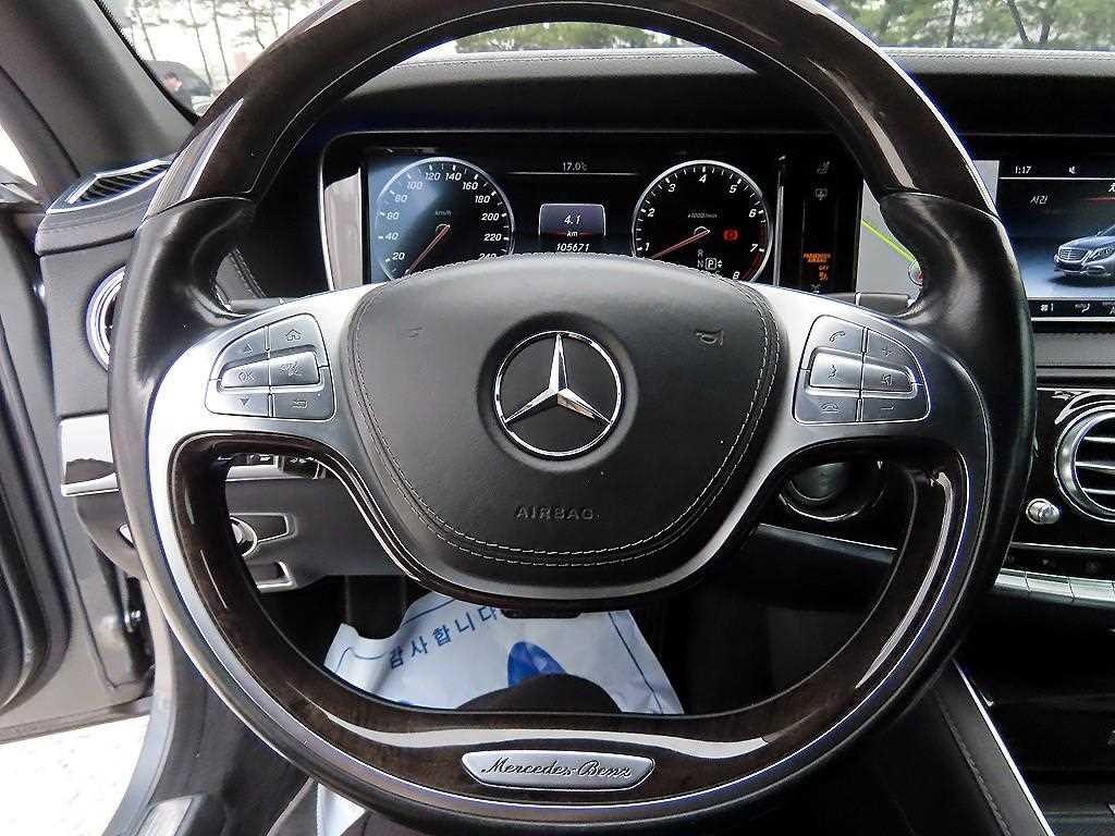 Mercedes Benz S Class - Vista 8