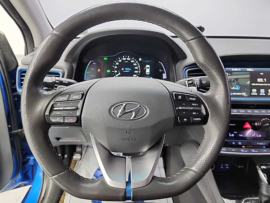 HYUNDAI Ioniq - Vista 5