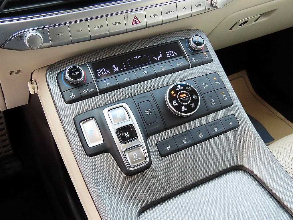 HYUNDAI Palisade - Vista 11