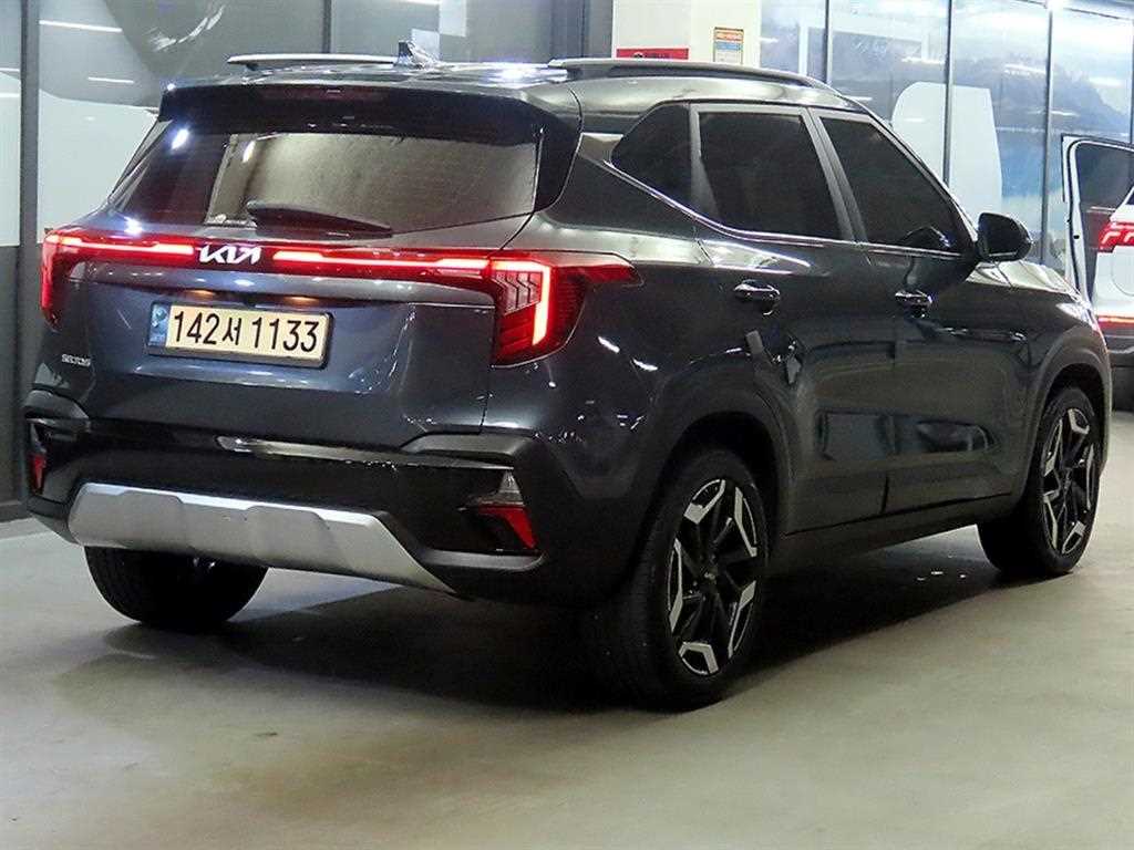KIA Seltos - Vista 4