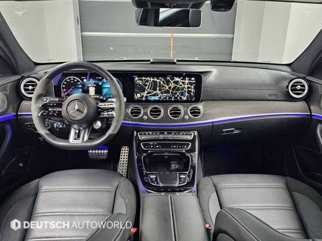 Mercedes Benz E class - Vista 7