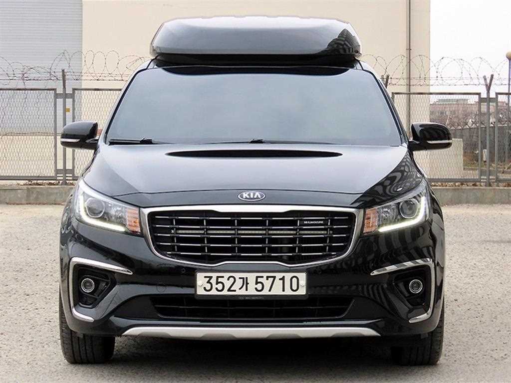 KIA Carnival 2019 - Importación desde Corea - HF Imports Iquique - Foto 1