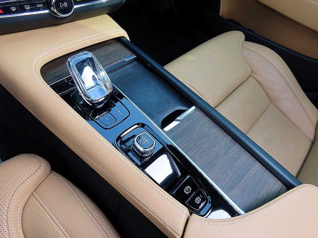 Volvo S90 - Vista 11