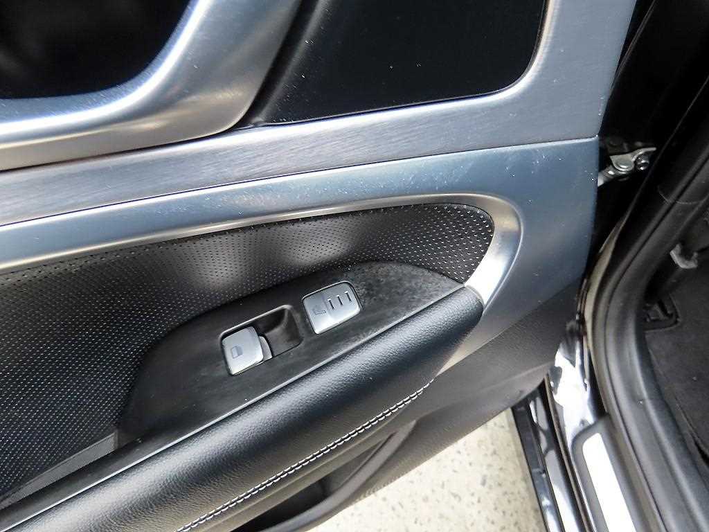 Genesis G70 2018 Negro - Importación desde Corea - HF Imports Iquique - Foto 16