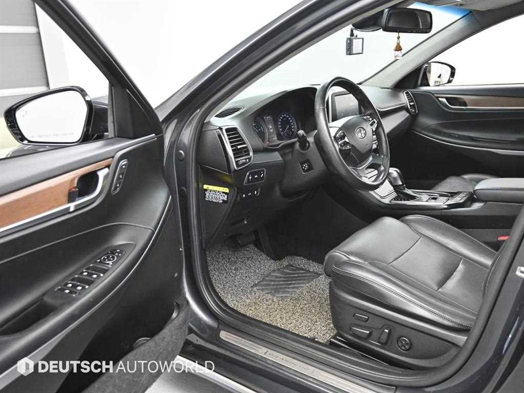 HYUNDAI Grandeur - Vista 11