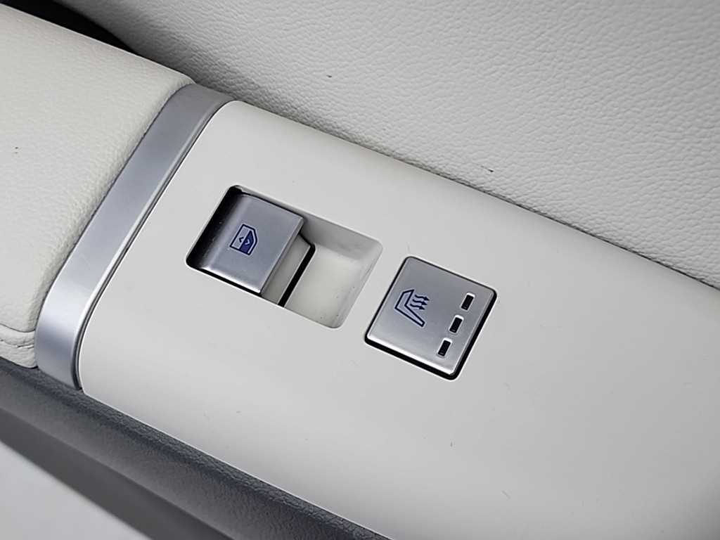 HYUNDAI Grandeur 2024 Blanco - Importación desde Corea - HF Imports Iquique - Foto 14