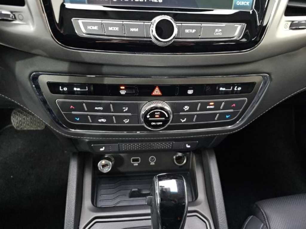 Ssangyong Rexton - Vista 11