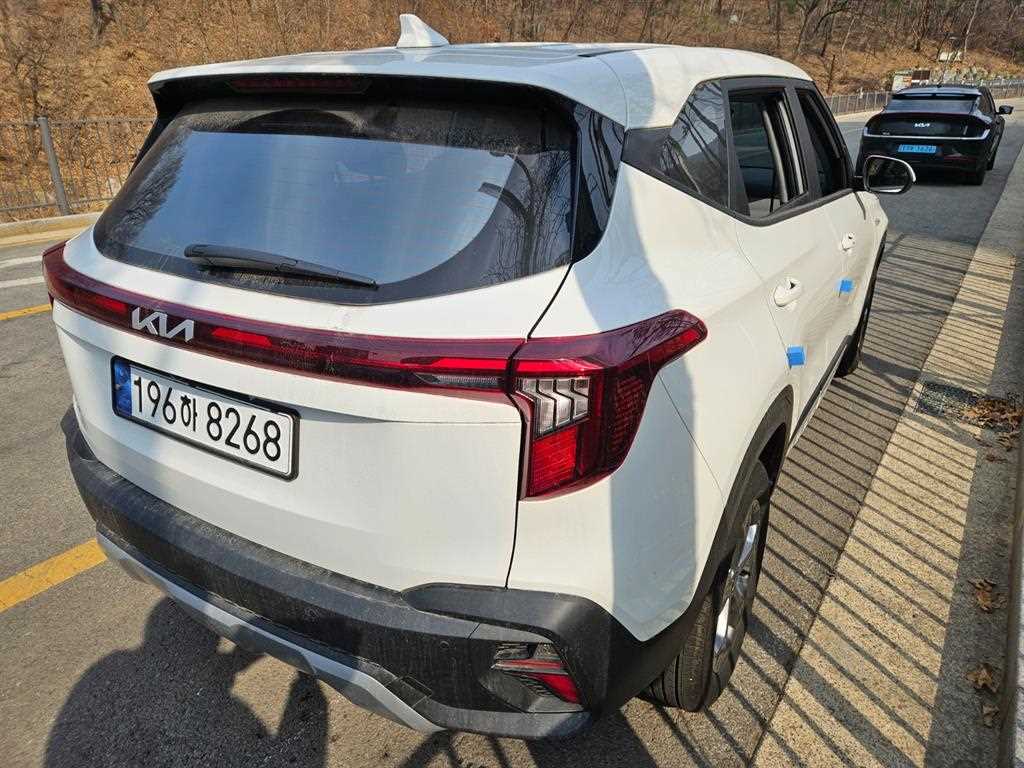 KIA Seltos - Vista 6