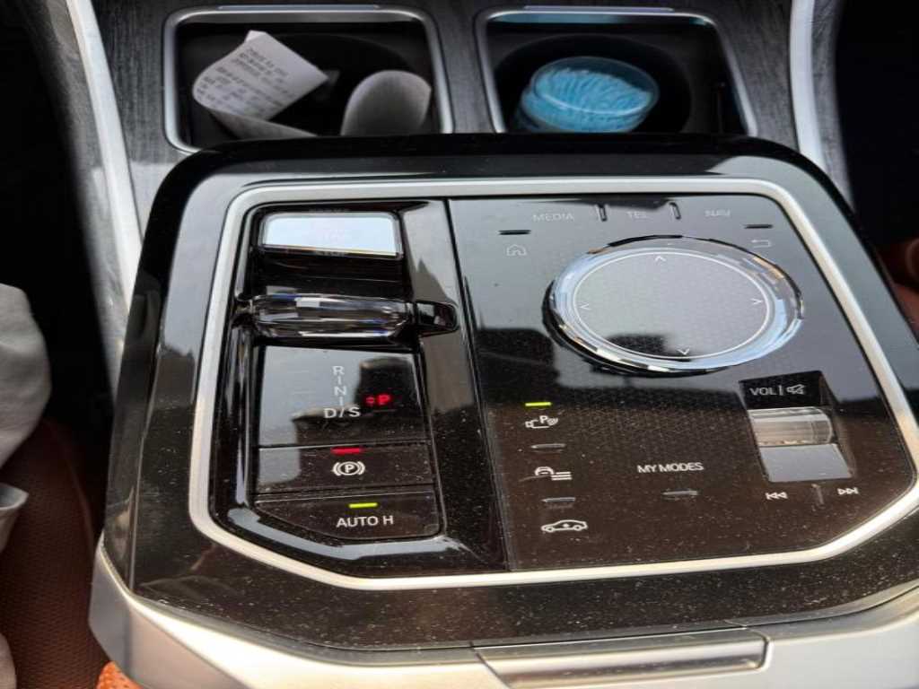 BMW 7 Series - Vista 9