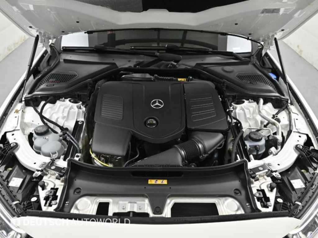 Mercedes Benz E class - Vista 6