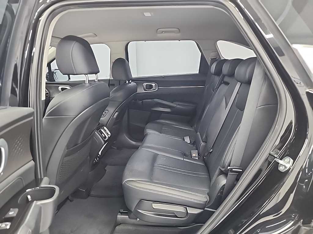 KIA Sorento - Vista 12