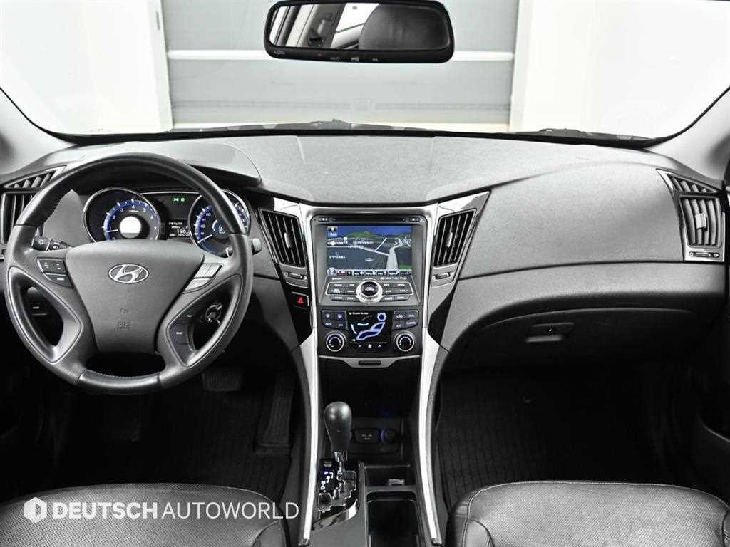 HYUNDAI Sonata - Vista 7