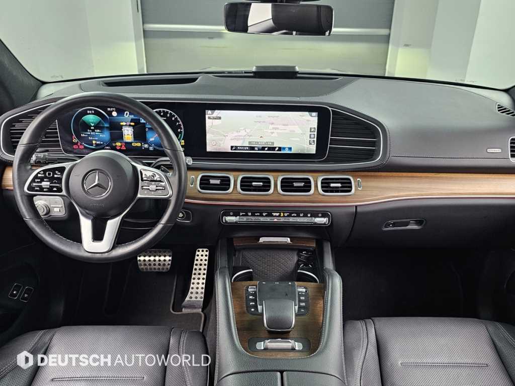 Mercedes Benz GLE Class - Vista 7