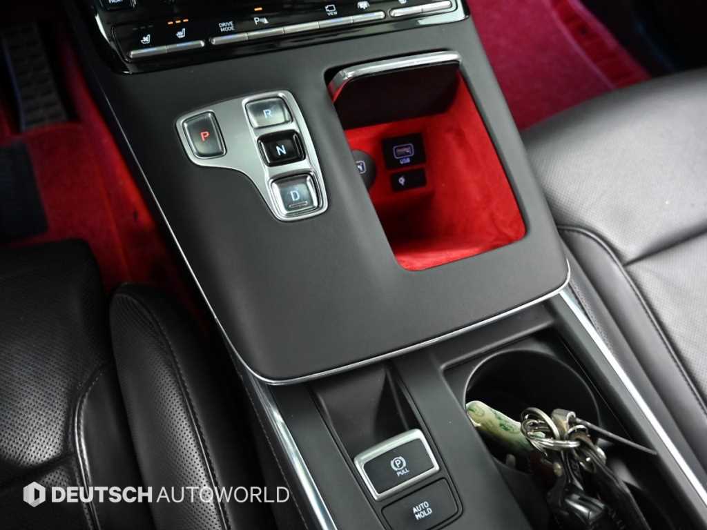 HYUNDAI Grandeur - Vista 9