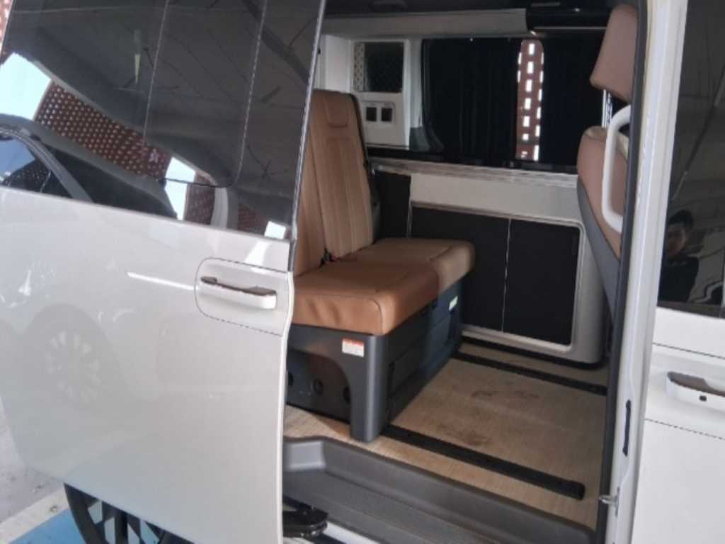 HYUNDAI Staria 2024 Blanco - Importación desde Corea - HF Imports Iquique - Foto 14