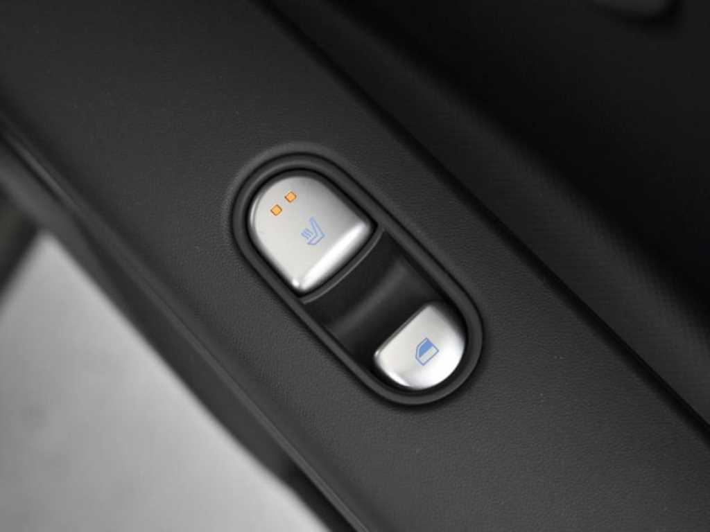 HYUNDAI Ioniq 5 2022 Blanco - Importación desde Corea - HF Imports Iquique - Foto 16