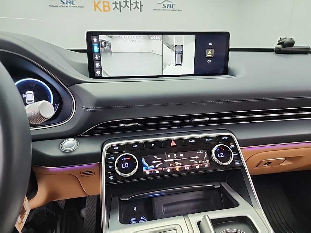 Genesis GV80 - Vista 10