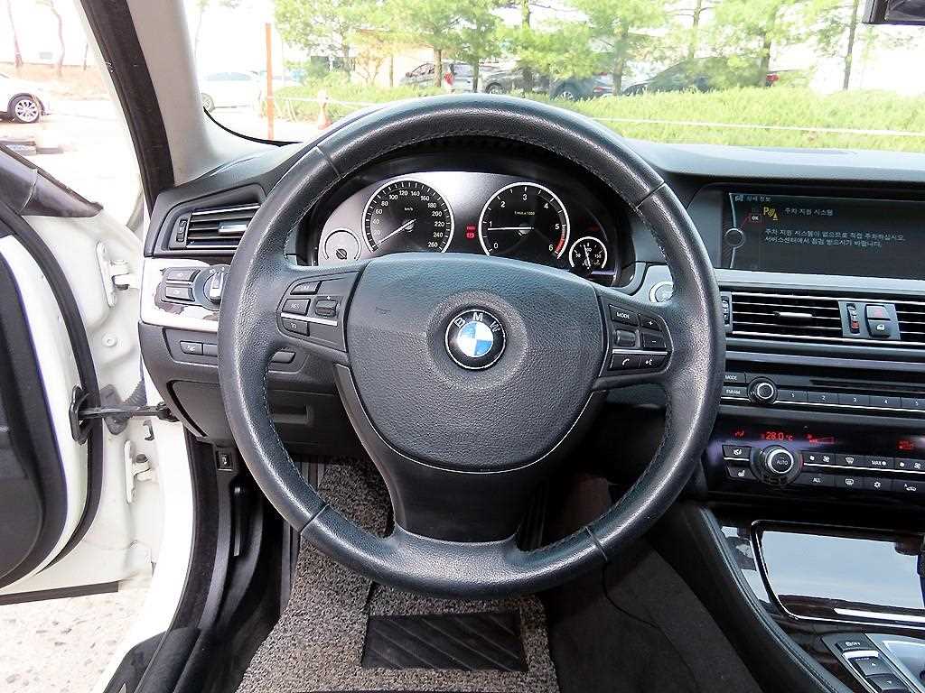 BMW 5 Series - Vista 8