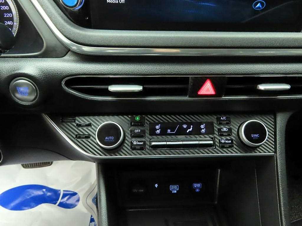 HYUNDAI Sonata - Vista 10