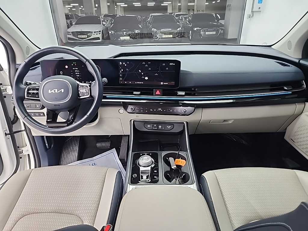 KIA Carnival - Vista 7