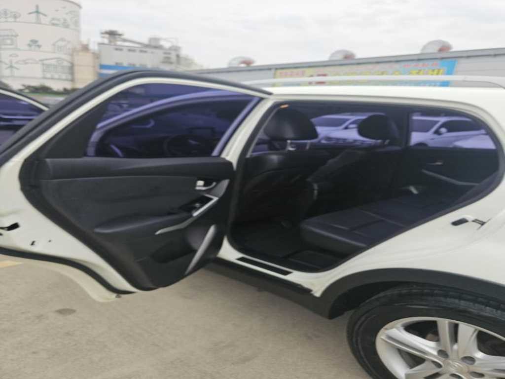 Ssangyong Korando 2014 Blanco - Importación desde Corea - HF Imports Iquique - Foto 17
