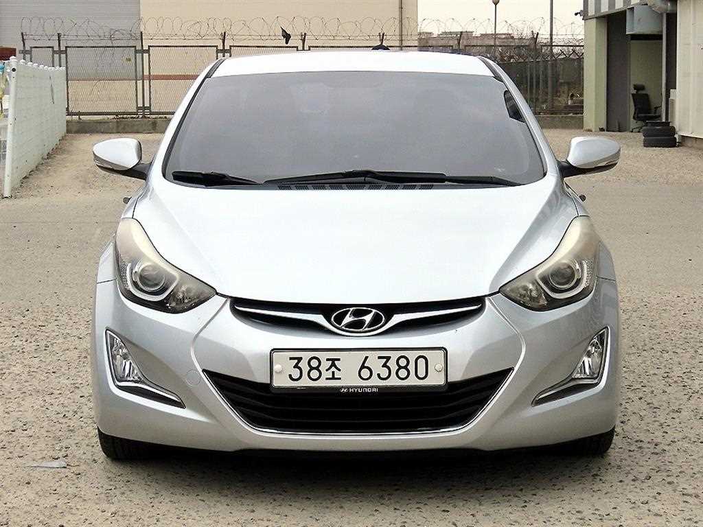 HYUNDAI Avante 2015 Gris - Importación desde Corea - HF Imports Iquique - Foto 1