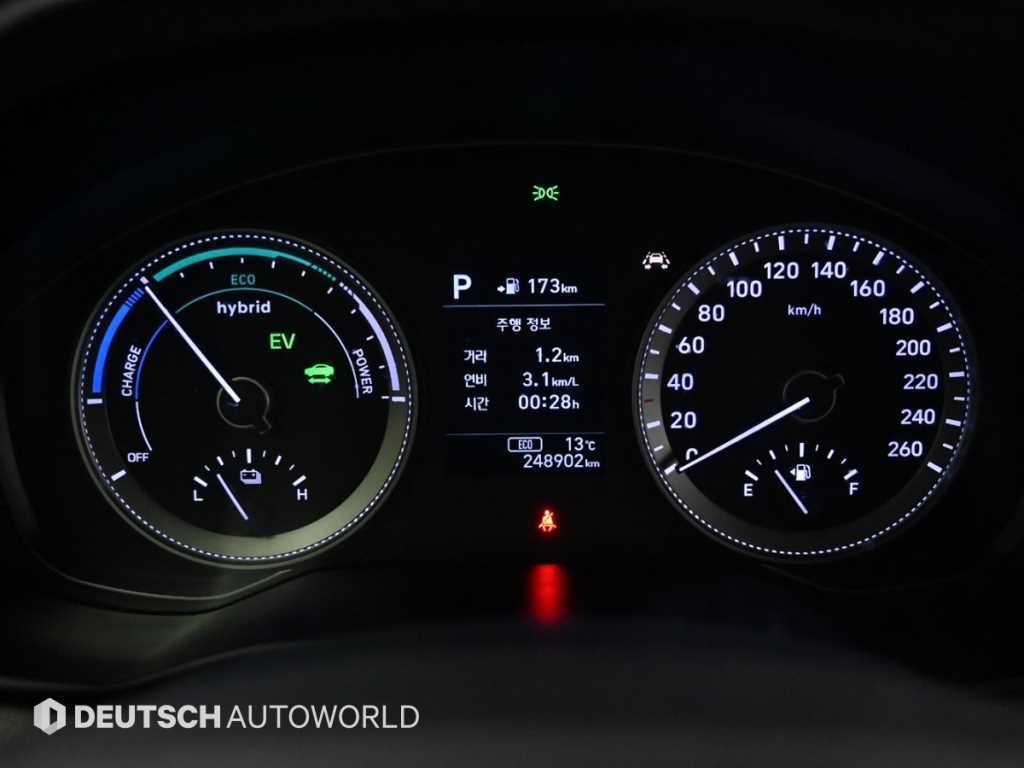 HYUNDAI Grandeur - Vista 8