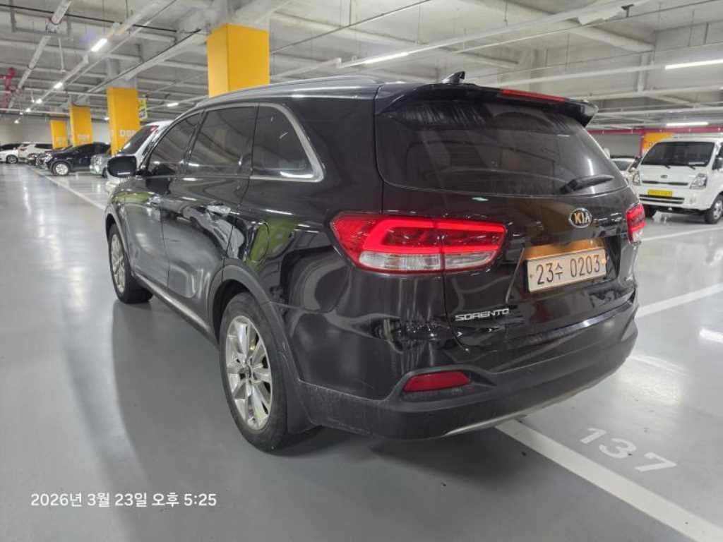 KIA Sorento - Vista 4