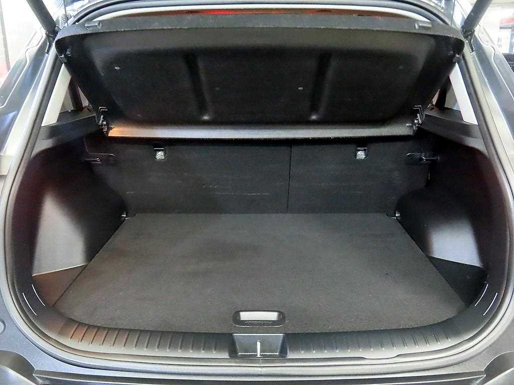 KIA Seltos 2023 Gris - Importación desde Corea - HF Imports Iquique - Foto 17