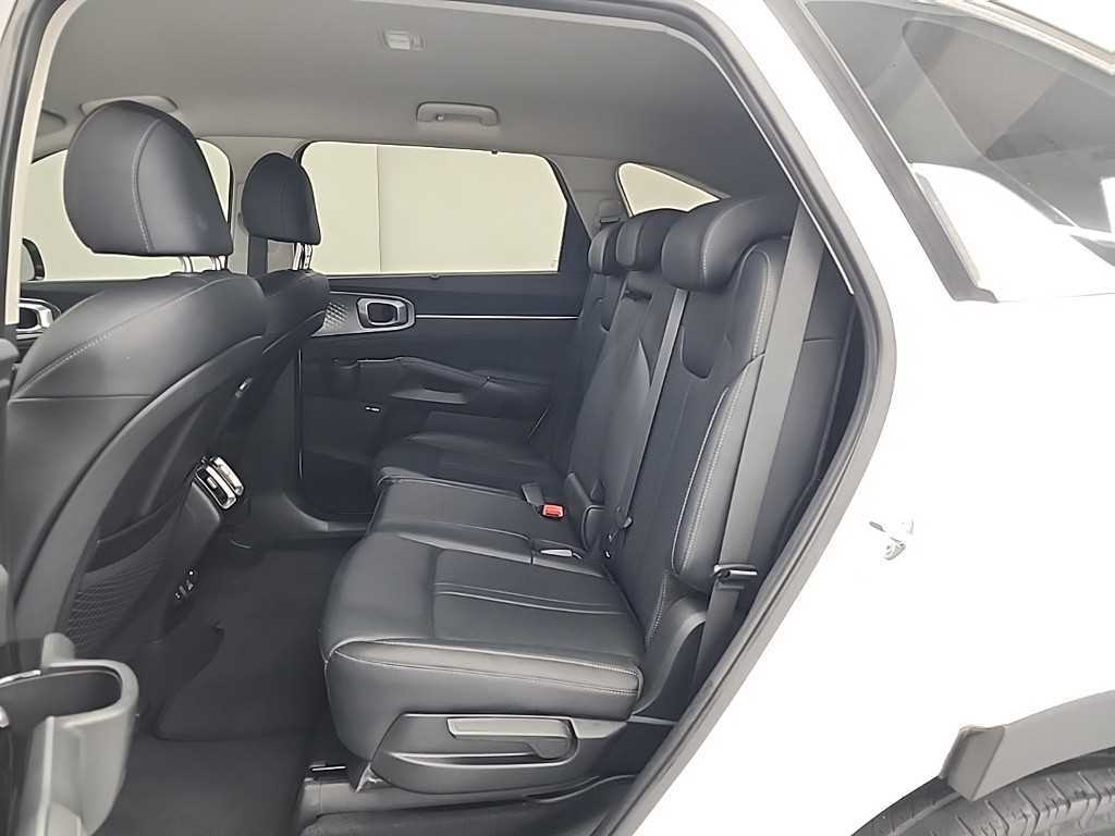 KIA Sorento - Vista 12