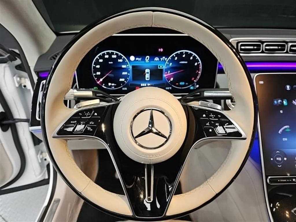 Mercedes Benz S Class - Vista 7