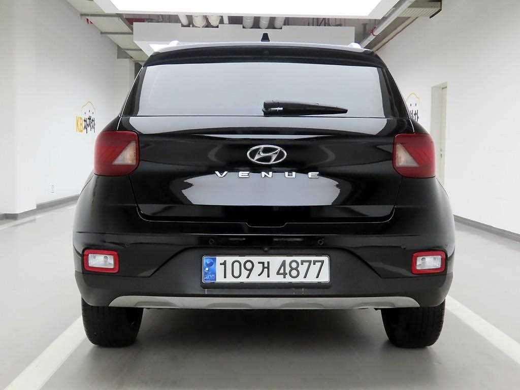 HYUNDAI Venue - Vista 4