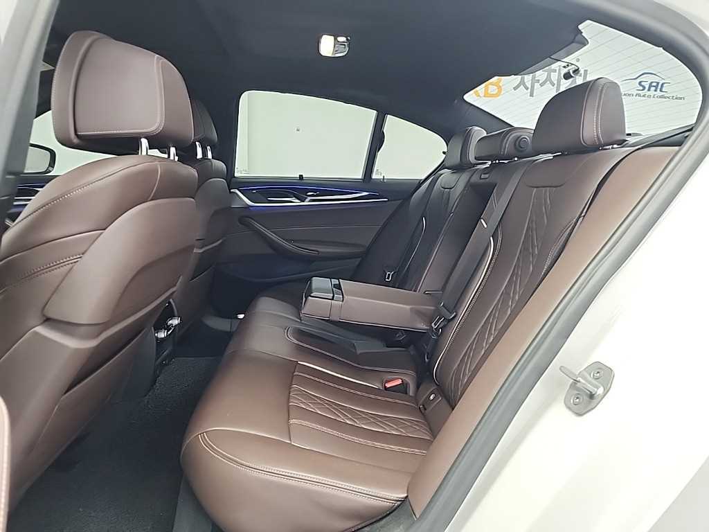 BMW 5 Series - Vista 12