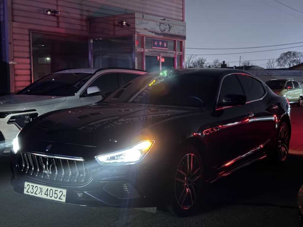 Maserati Ghibli - Vista 2