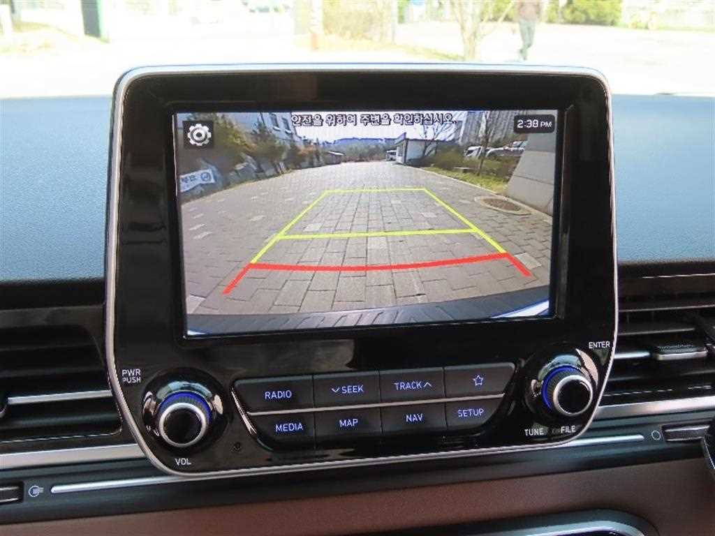 HYUNDAI Starex - Vista 9