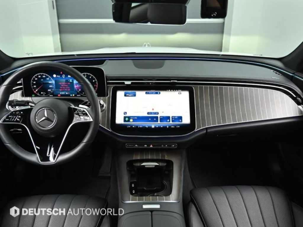 Mercedes Benz E class - Vista 7