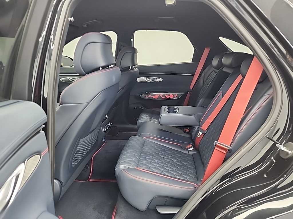 Genesis GV70 - Vista 12