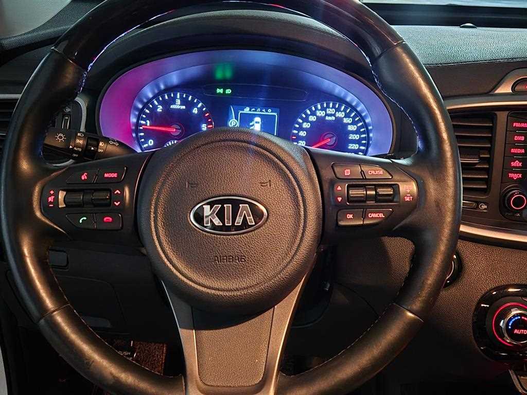 KIA Sorento - Vista 12