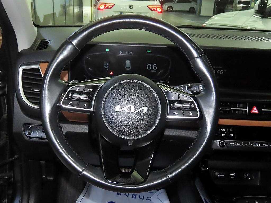 KIA Seltos - Vista 8