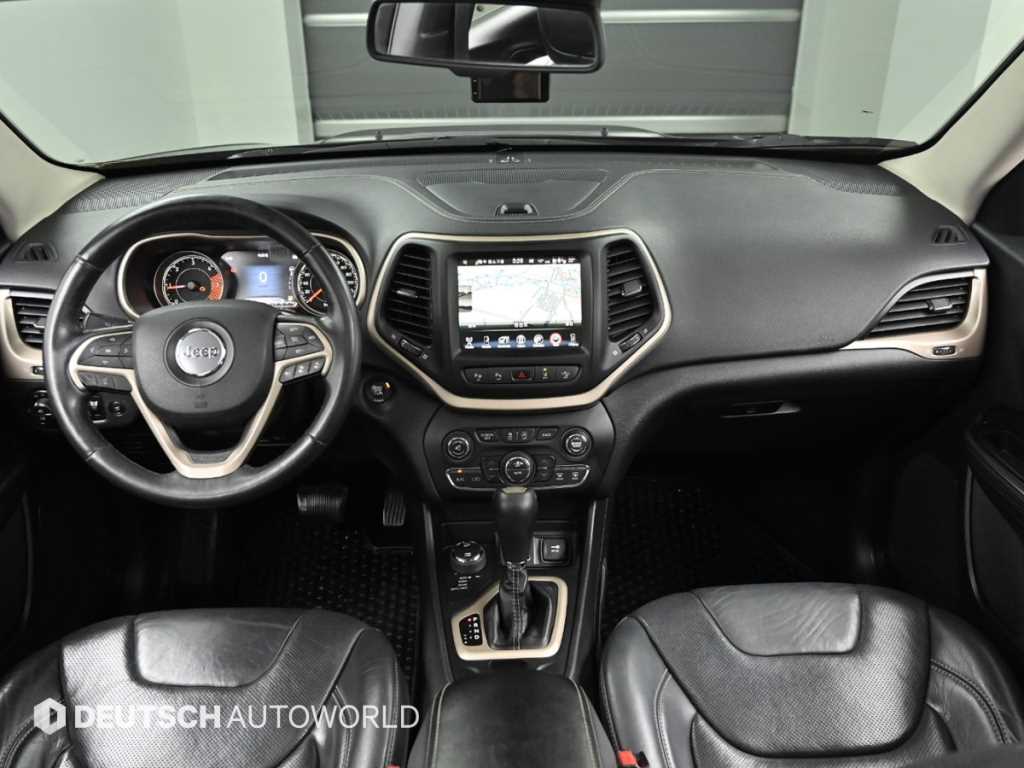 Jeep Cherokee - Vista 7