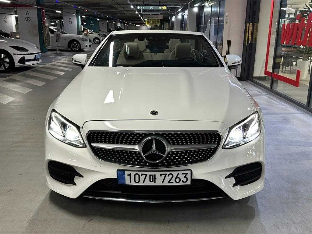 Mercedes Benz E class - Vista 2