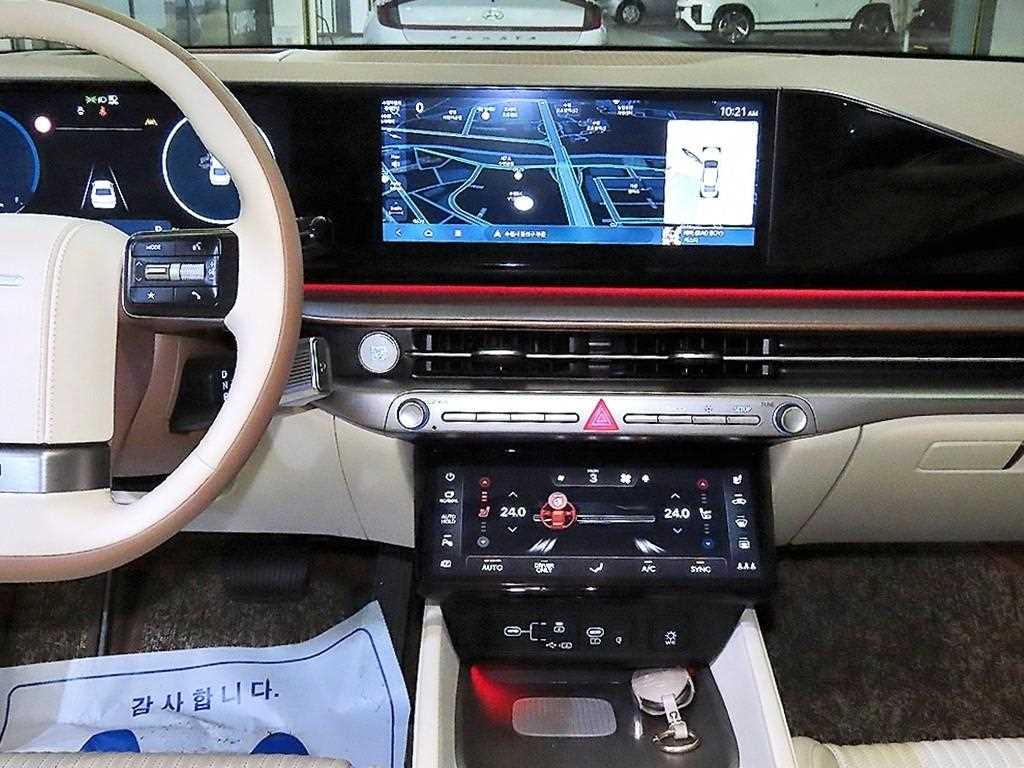 HYUNDAI Grandeur - Vista 11