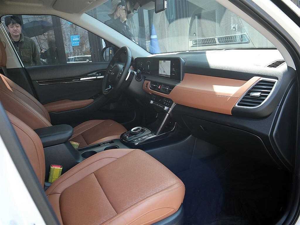 KIA Seltos 2025 Blanco - Importación desde Corea - HF Imports Iquique - Foto 13