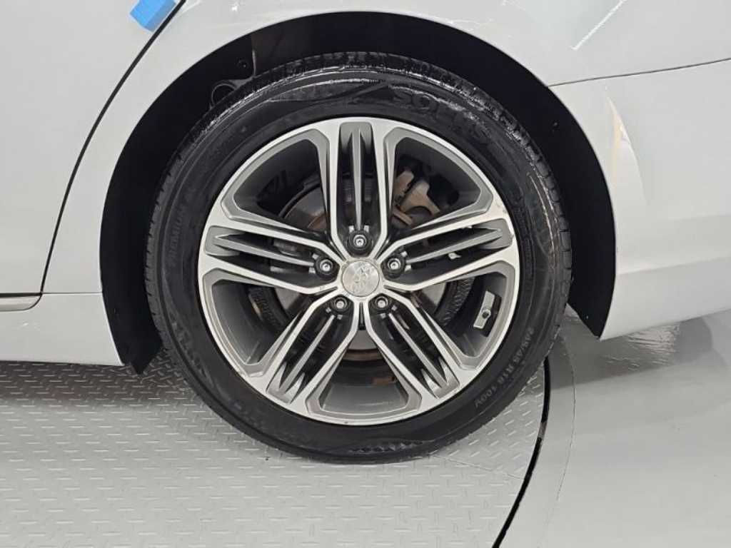 HYUNDAI Grandeur 2017 Plateado - Importación desde Corea - HF Imports Iquique - Foto 20